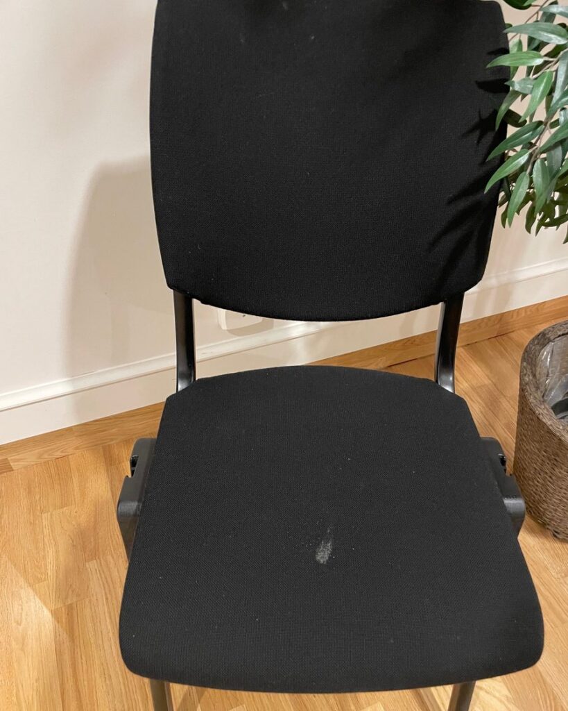 Fläckar och slitage på textilier — från verkliga uppdrag