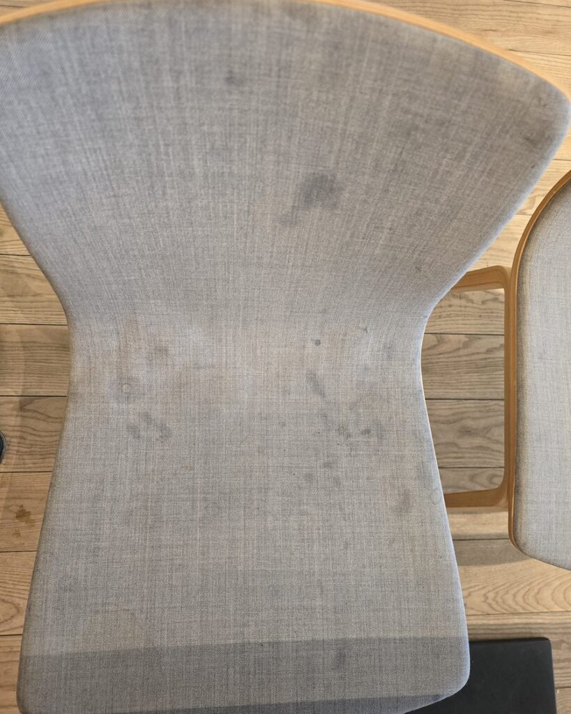 Fläckar och slitage på textilier — från verkliga uppdrag